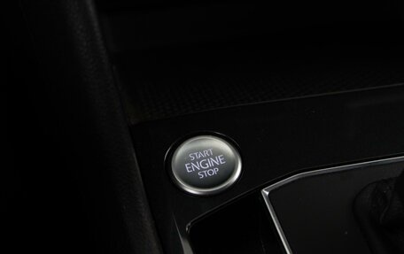 Volkswagen Tiguan II, 2018 год, 2 805 444 рублей, 19 фотография