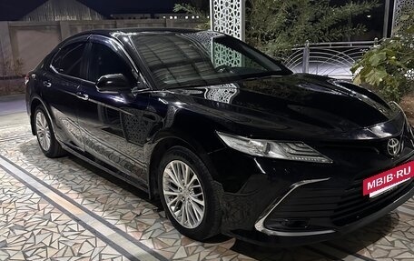 Toyota Camry, 2020 год, 1 890 000 рублей, 4 фотография