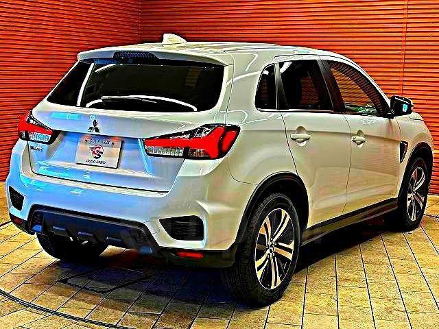 Mitsubishi RVR III рестайлинг 3, 2022 год, 1 750 000 рублей, 9 фотография