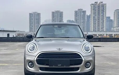 MINI Hatch, 2021 год, 2 110 143 рублей, 2 фотография