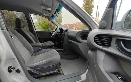 Hyundai Santa Fe III рестайлинг, 2003 год, 450 000 рублей, 26 фотография