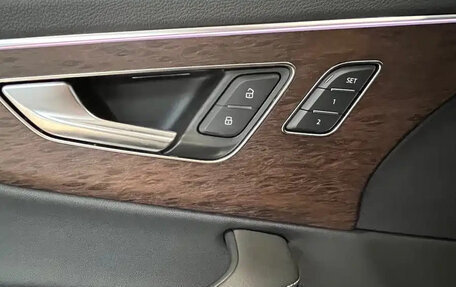 Audi Q7, 2024 год, 8 233 123 рублей, 16 фотография