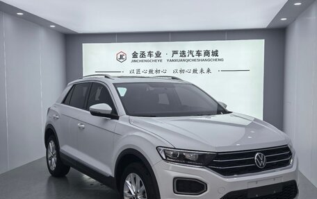 Volkswagen T-Roc I, 2022 год, 1 680 355 рублей, 1 фотография