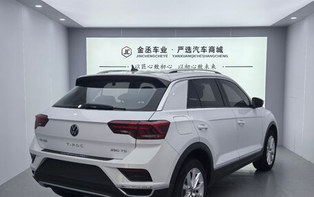 Volkswagen T-Roc I, 2022 год, 1 680 355 рублей, 10 фотография