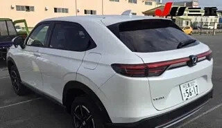 Honda Vezel, 2024 год, 2 200 000 рублей, 3 фотография