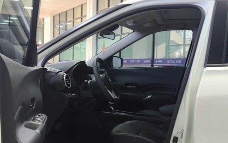 Nissan Kicks I, 2021 год, 1 810 000 рублей, 11 фотография