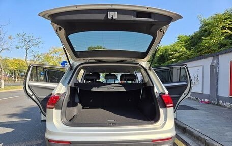 Volkswagen Tiguan II, 2021 год, 2 468 248 рублей, 20 фотография