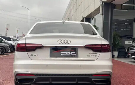 Audi A4, 2021 год, 2 700 000 рублей, 5 фотография