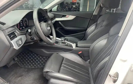 Audi A4, 2021 год, 2 700 000 рублей, 8 фотография