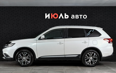 Mitsubishi Outlander III рестайлинг 3, 2016 год, 1 795 000 рублей, 7 фотография
