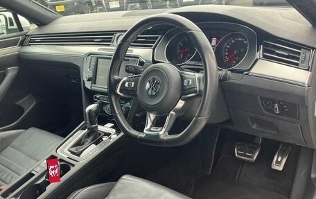 Volkswagen Passat B8 рестайлинг, 2019 год, 1 380 999 рублей, 11 фотография