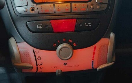 Peugeot 107 I рестайлинг, 2007 год, 580 000 рублей, 14 фотография