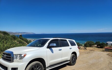 Toyota Sequoia II рестайлинг, 2011 год, 4 300 000 рублей, 1 фотография