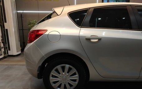 Opel Astra J, 2011 год, 729 000 рублей, 7 фотография