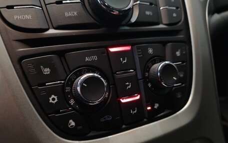 Opel Astra J, 2011 год, 729 000 рублей, 29 фотография