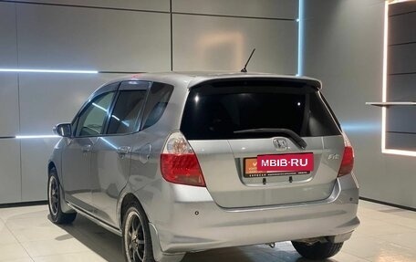 Honda Fit III, 2005 год, 450 000 рублей, 7 фотография