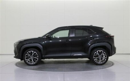 Toyota Yaris Cross, 2022 год, 1 541 000 рублей, 2 фотография