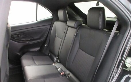 Toyota Yaris Cross, 2022 год, 1 541 000 рублей, 13 фотография