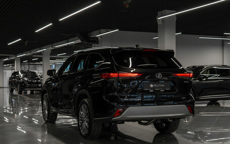 Toyota Highlander, 2025 год, 6 200 000 рублей, 4 фотография