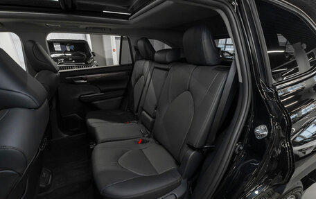 Toyota Highlander, 2025 год, 6 200 000 рублей, 14 фотография