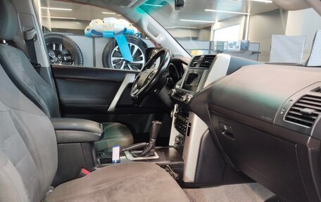 Toyota Land Cruiser Prado 150 рестайлинг 2, 2010 год, 2 050 000 рублей, 8 фотография