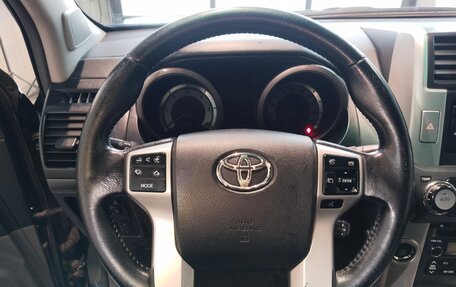 Toyota Land Cruiser Prado 150 рестайлинг 2, 2010 год, 2 050 000 рублей, 10 фотография