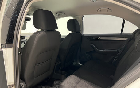 Skoda Rapid I, 2018 год, 1 349 000 рублей, 13 фотография