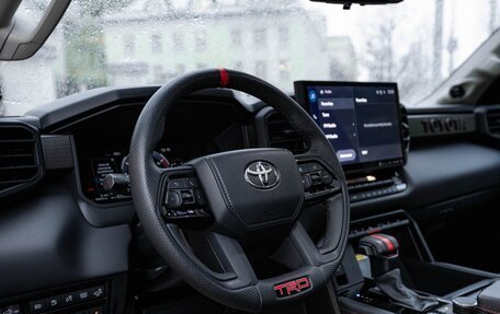 Toyota Tundra, 2023 год, 9 000 000 рублей, 19 фотография