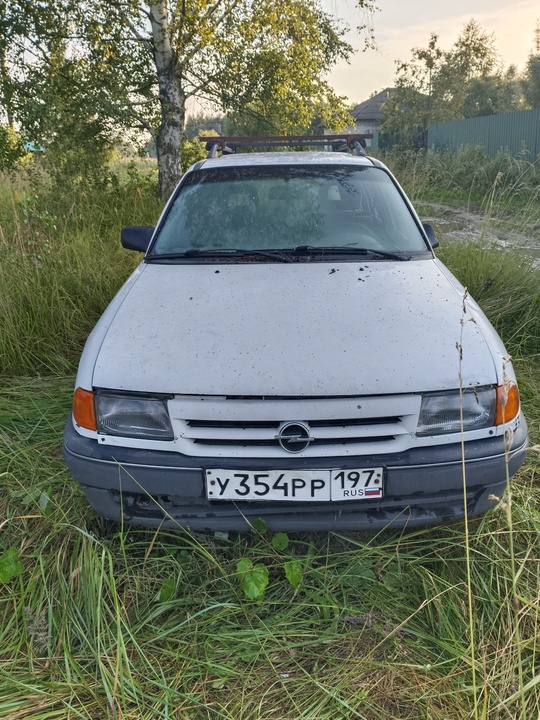 Opel Astra F, 1993 год, 35 000 рублей, 2 фотография