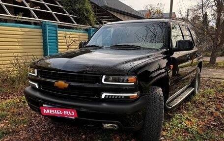 Chevrolet Tahoe II, 2001 год, 2 980 000 рублей, 2 фотография