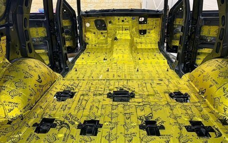 Chevrolet Tahoe II, 2001 год, 2 980 000 рублей, 31 фотография