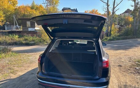 Volkswagen Touareg III, 2020 год, 5 800 000 рублей, 7 фотография