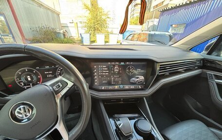 Volkswagen Touareg III, 2020 год, 5 800 000 рублей, 11 фотография