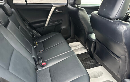 Toyota RAV4, 2013 год, 1 890 000 рублей, 20 фотография