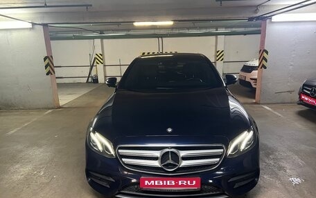 Mercedes-Benz E-Класс, 2017 год, 3 500 000 рублей, 1 фотография