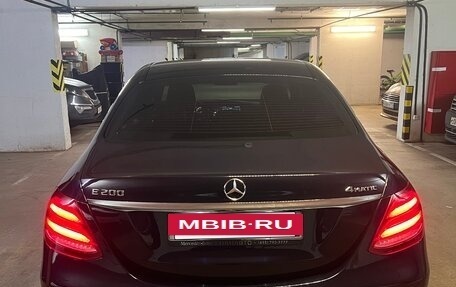 Mercedes-Benz E-Класс, 2017 год, 3 500 000 рублей, 7 фотография