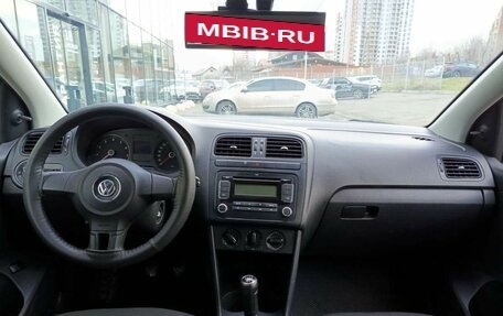 Volkswagen Polo VI (EU Market), 2011 год, 630 000 рублей, 17 фотография