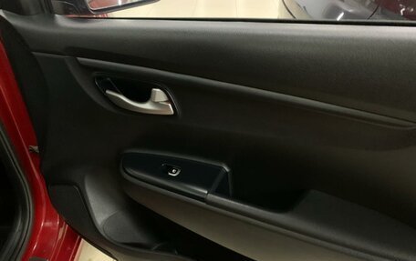 KIA Rio IV, 2020 год, 1 594 000 рублей, 32 фотография