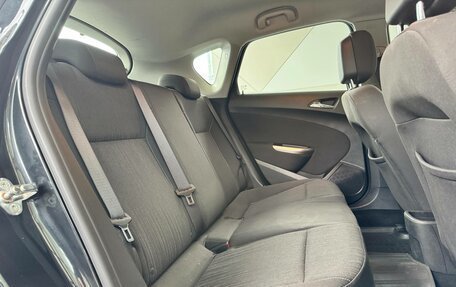 Opel Astra J, 2011 год, 649 000 рублей, 18 фотография