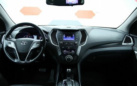 Hyundai Santa Fe III рестайлинг, 2016 год, 2 220 000 рублей, 16 фотография