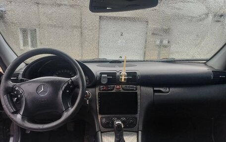 Mercedes-Benz C-Класс, 2000 год, 570 000 рублей, 3 фотография