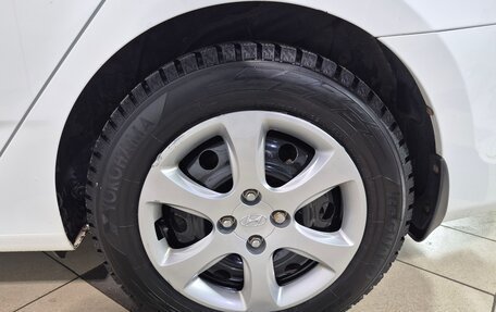 Hyundai Solaris II рестайлинг, 2013 год, 864 000 рублей, 21 фотография