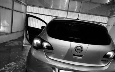 Opel Astra J, 2011 год, 700 000 рублей, 1 фотография