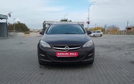 Opel Astra J, 2014 год, 899 000 рублей, 2 фотография