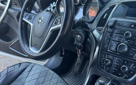 Opel Astra J, 2011 год, 700 000 рублей, 4 фотография