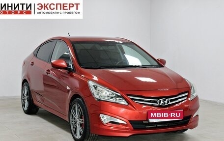 Hyundai Solaris II рестайлинг, 2015 год, 989 900 рублей, 1 фотография