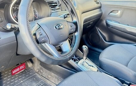 KIA Rio III рестайлинг, 2013 год, 945 000 рублей, 10 фотография