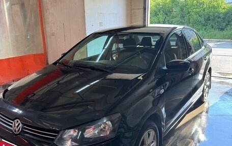 Volkswagen Polo VI (EU Market), 2015 год, 900 000 рублей, 3 фотография