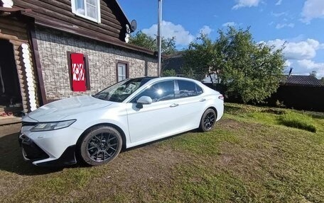 Toyota Camry, 2019 год, 3 650 000 рублей, 5 фотография