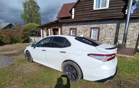 Toyota Camry, 2019 год, 3 650 000 рублей, 12 фотография